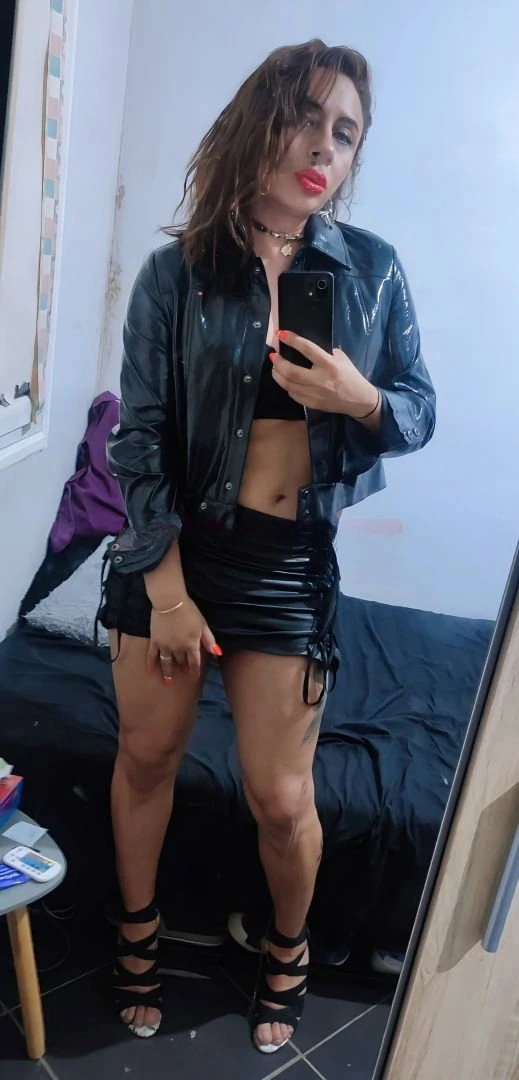 Jessi Lucienne — 9 / 12