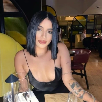 Sera, Escort, Paris