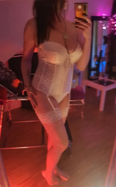 Lala Zofe — 4 / 5
