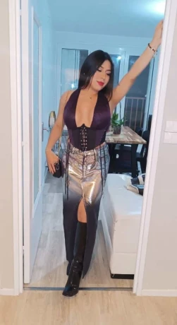 issabella traviesa — 10 / 12