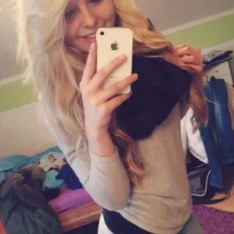 Hillary Gorbin — 4 / 5