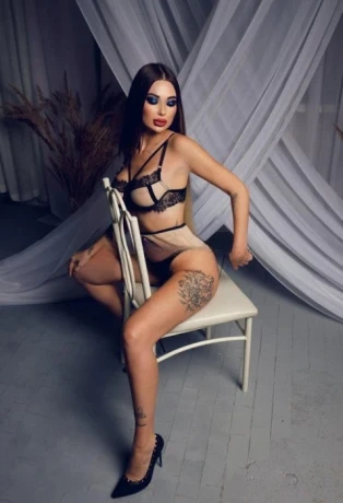 Katalina — 12 / 13