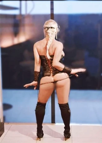 Top TS Gisely — 1 / 7