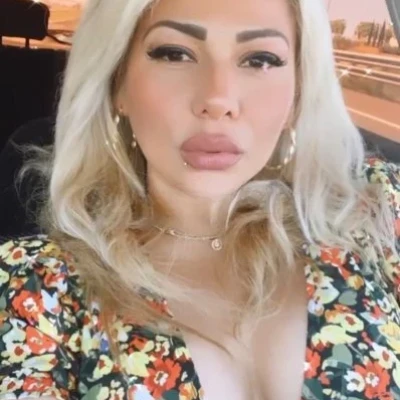 Eva, Escort, Montreux