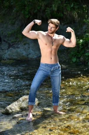 Tom — 3 / 9