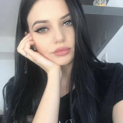 Daria M, Escort, Paris