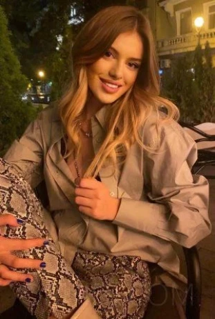 Anna — 3 / 6