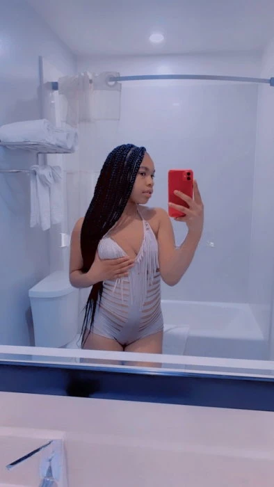 Cece — 3 / 4