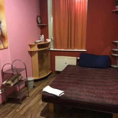 6160, Escort, Vienna