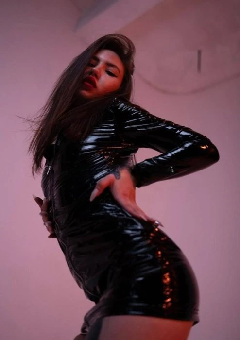 Karina, Escort, Verona