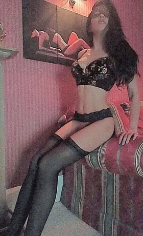  Natalie Delicious — 2 / 4