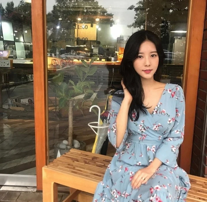 Ami, Escort, Amman
