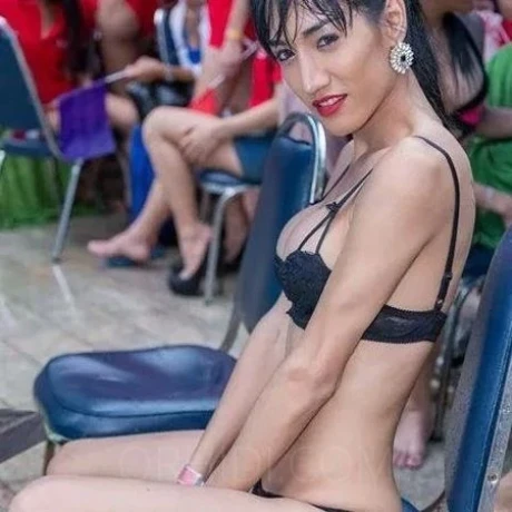 TS OM P+rnstar- Original Bilder — 2 / 7