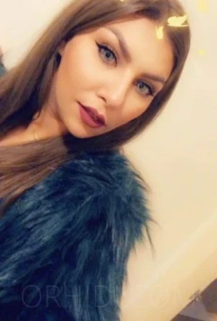 Arabic Girl — 7 / 10