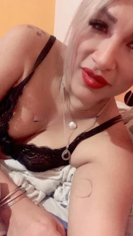 Devora Gonzales — 3 / 12