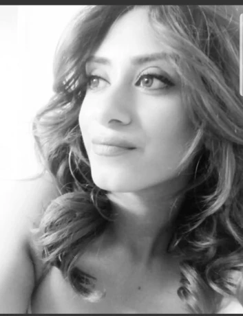 Hot Alyssa — 5 / 8