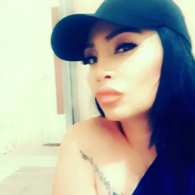 Vika, Escort, Oshakan