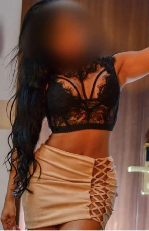 Camille Astridd — 2 / 4