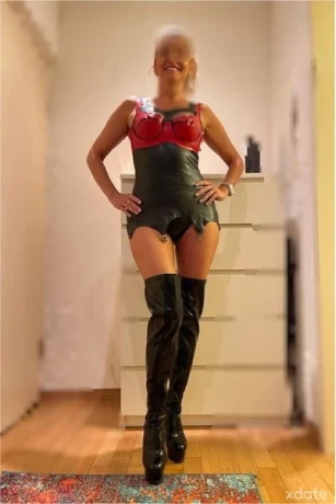 Am Albis Fetisch Sm Klinik Lady Wendy — 2 / 4