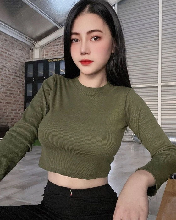 Vivi — 2 / 4