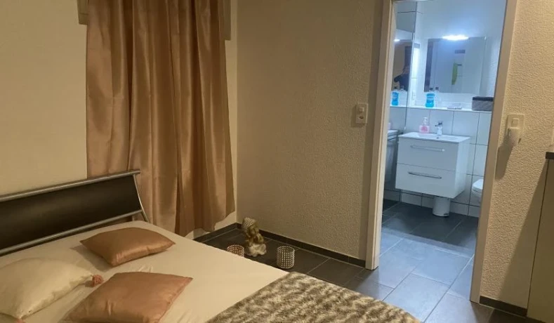 Am See Luxurioese Appartements Zu Vermieten — 1 / 5