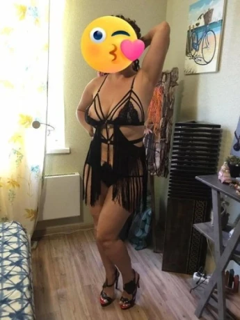 Maria Domination — 1 / 3