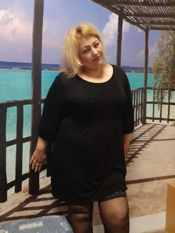 Sexy Molli Tanja Bei Club Exzellent — 6 / 11