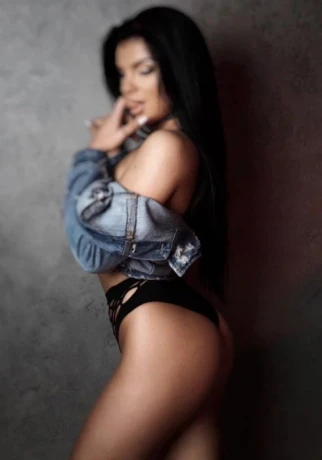 Nicole Independent — 1 / 3