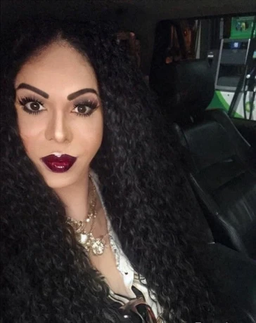 Tsvanessa — 1 / 16