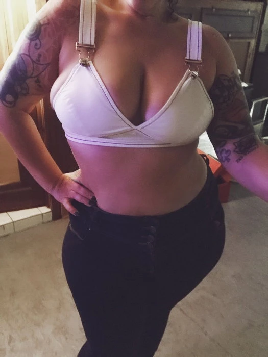 Dahlia North, Escort, Montreal