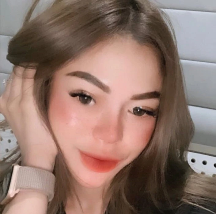 Renata — 2 / 10