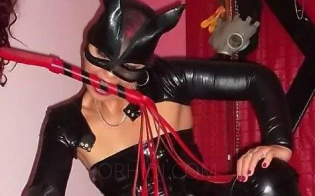 Madam Sára  — 3 / 5