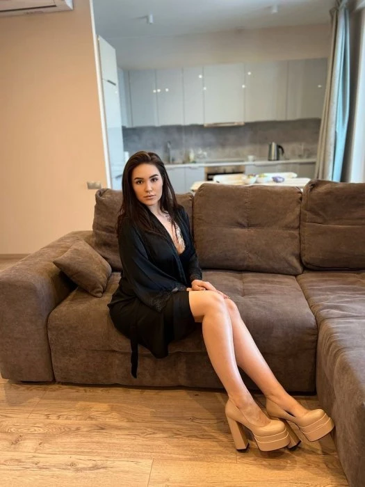 Alsy, Escort, Catania