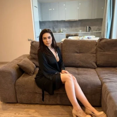 Alsy, Escort, Catania