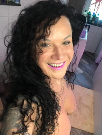 Deutsche Cora — 2 / 17