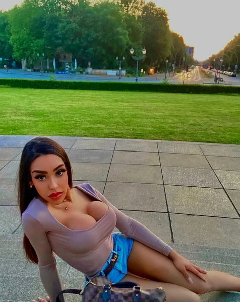 Frantesca Mazzoni — 12 / 20