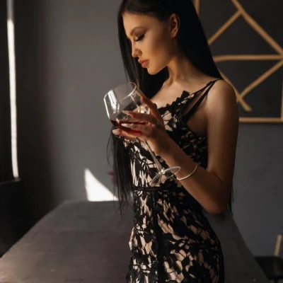 Ariana, Escort, Athens