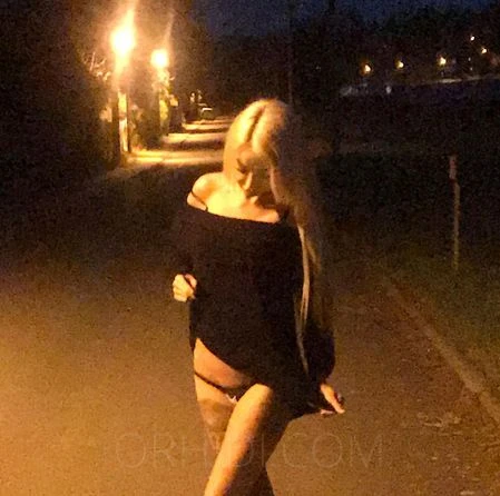 Deutsche Dame für Neuanfänger (echt/privat/diskret) — 14 / 23