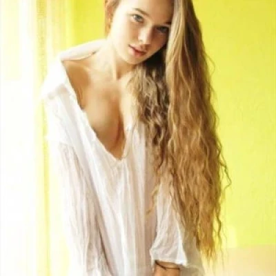 Aglaya, Escort, Hamburg