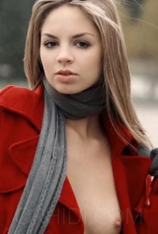Phoebe — 6 / 7