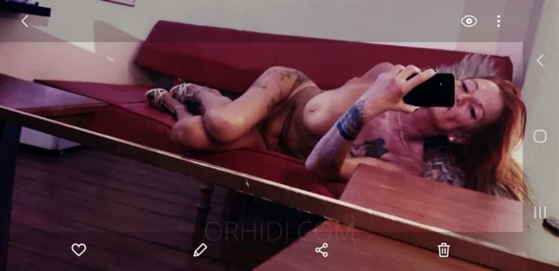 Red Xenia — 3 / 12