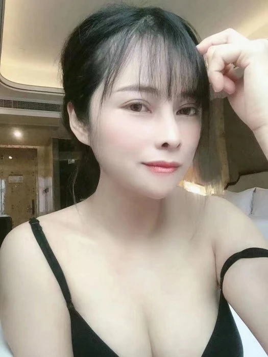 Alisa, Escort, Riyadh
