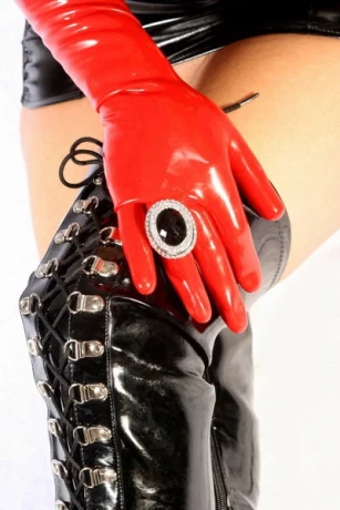 Lady Christina Gold — 5 / 10