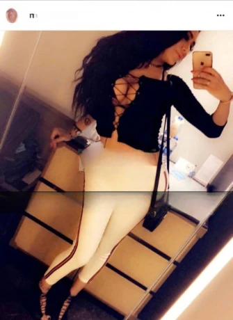 Nancy Shemale — 3 / 7