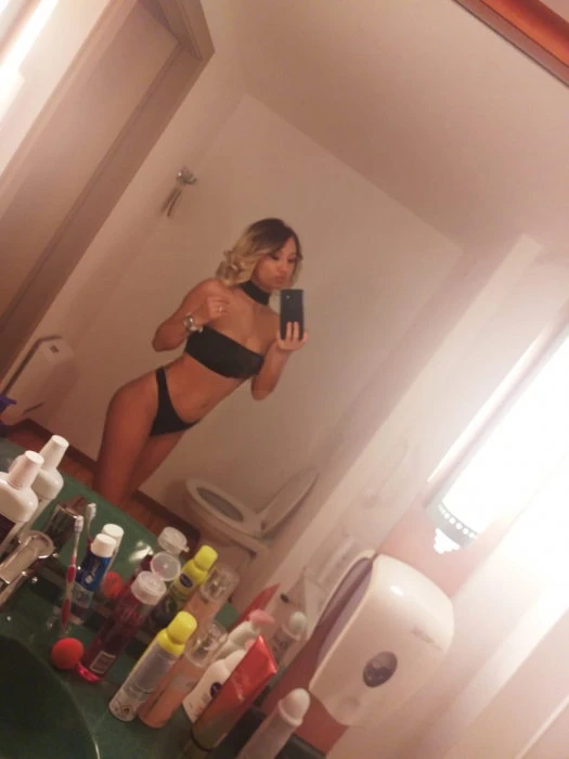 Sasha — 2 / 3