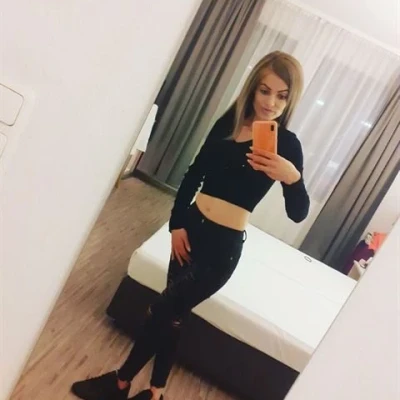 NEU Giulia, Escort, Monchengladbach
