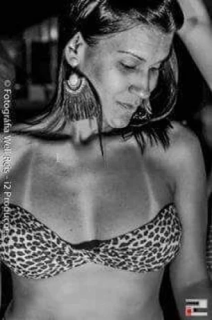 Latina Brésilienne — 2 / 13