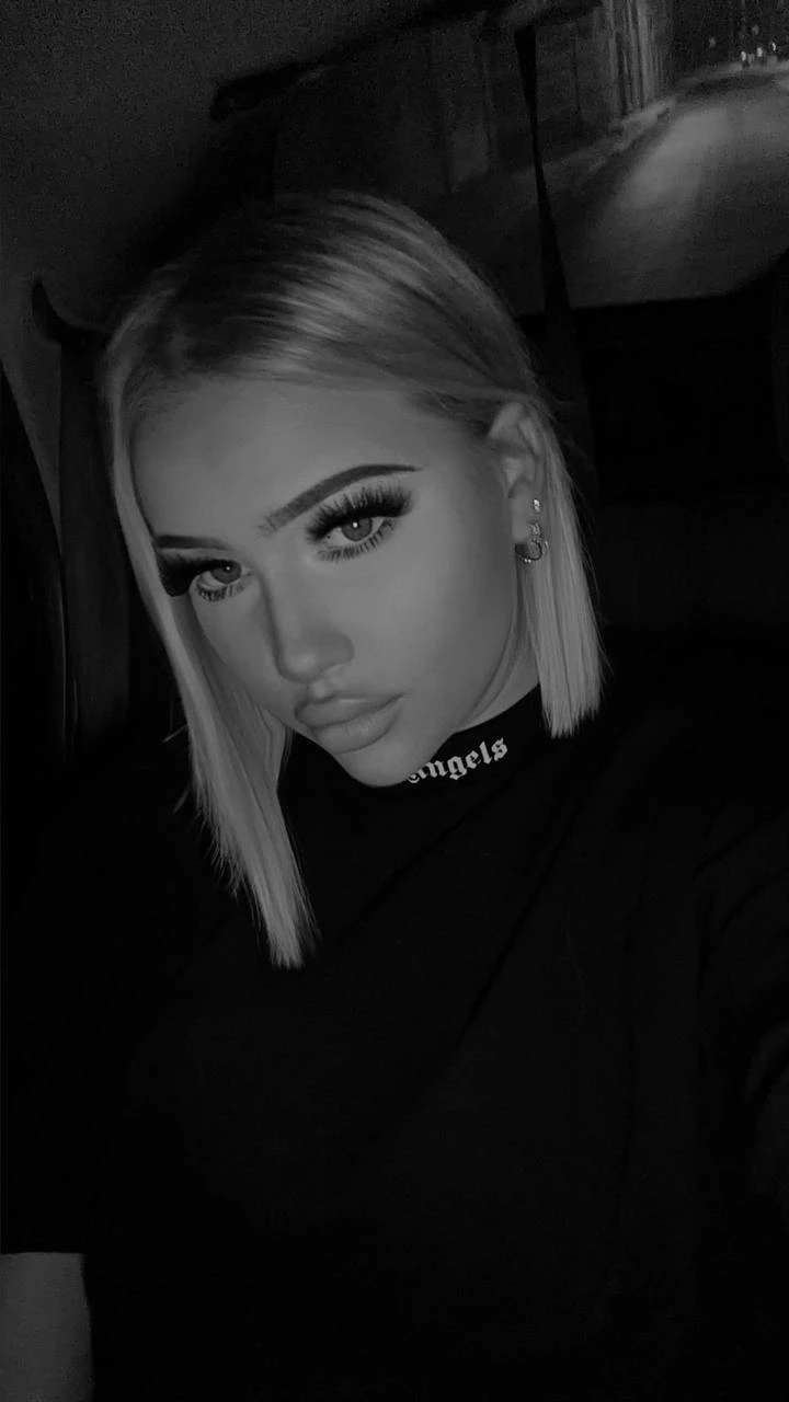 veronika — 3 / 5
