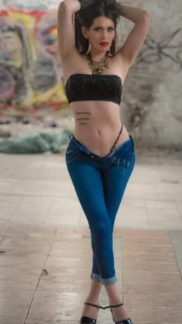 Ts Belinda Lorens — 2 / 14