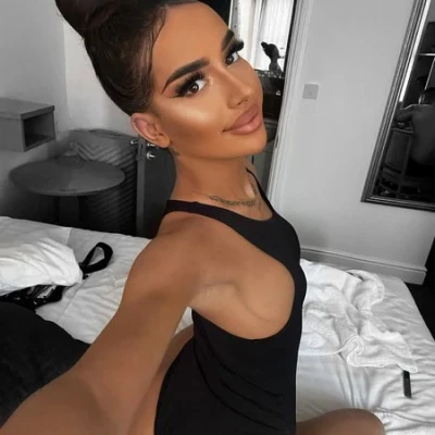Kris Tyson, Escort, Berlin